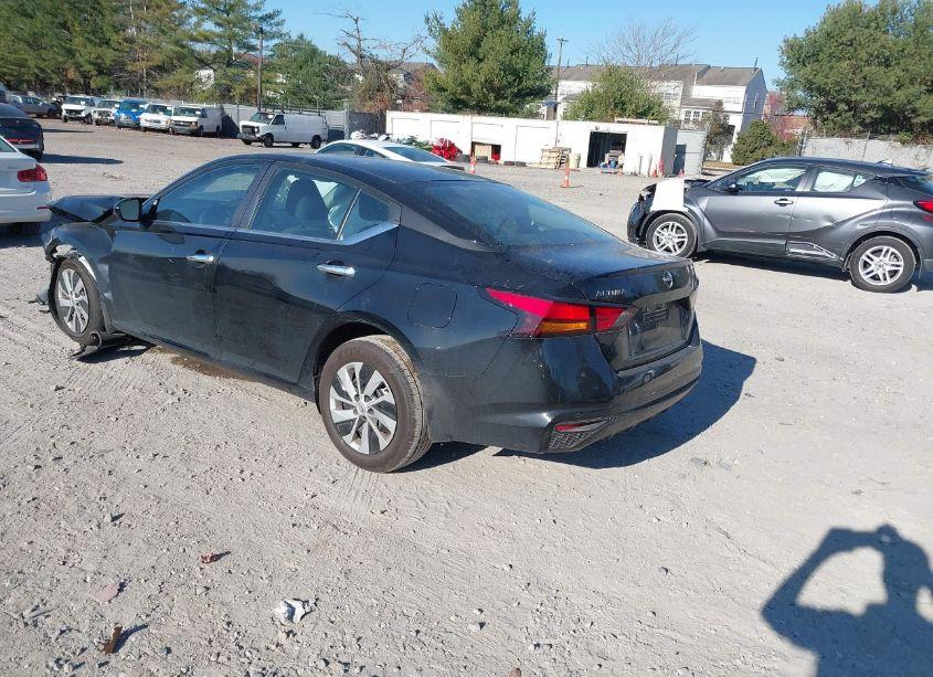 Photo 3 of 2023 Nissan Altima S FWD (VIN 1N4BL4BVXPN420545)