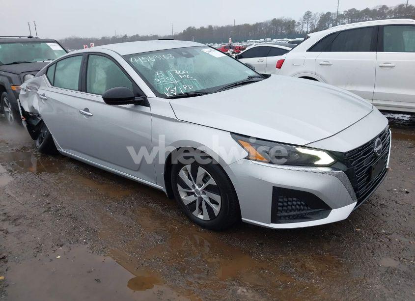 2024 Nissan Altima S FWD (VIN 1N4BL4BVXRN353092) main photo