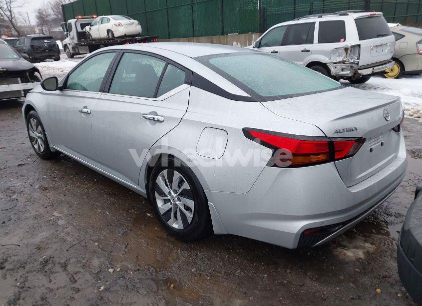 Photo 3 of 2024 Nissan Altima S FWD (VIN 1N4BL4BVXRN353092)