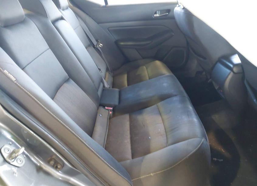 Photo 8 of 2019 Nissan Altima 2.5 S (VIN 1N4BL4BW0KN321489)