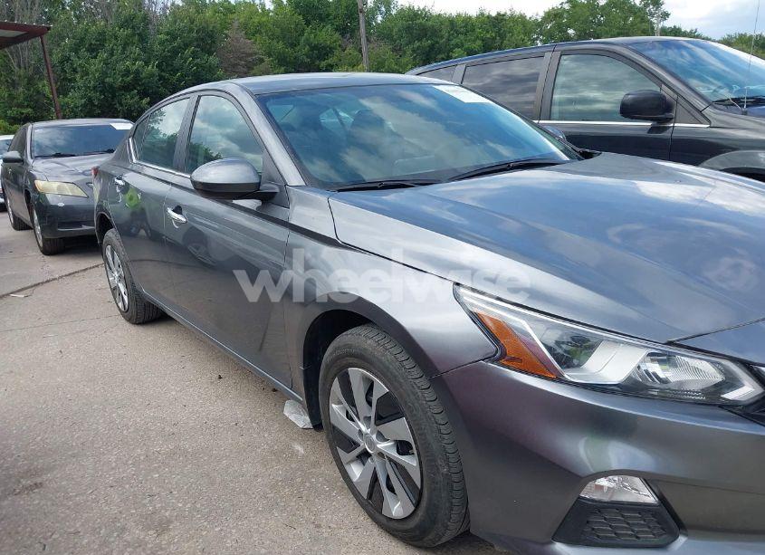 Photo 13 of 2020 Nissan Altima S INTELLIGENT AWD (VIN 1N4BL4BW0LC283064)