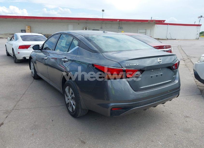 Photo 3 of 2020 Nissan Altima S INTELLIGENT AWD (VIN 1N4BL4BW0LC283064)