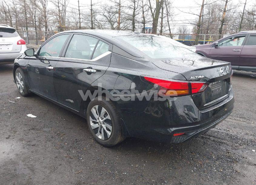 Photo 3 of 2020 Nissan Altima S INTELLIGENT AWD (VIN 1N4BL4BW1LC250977)