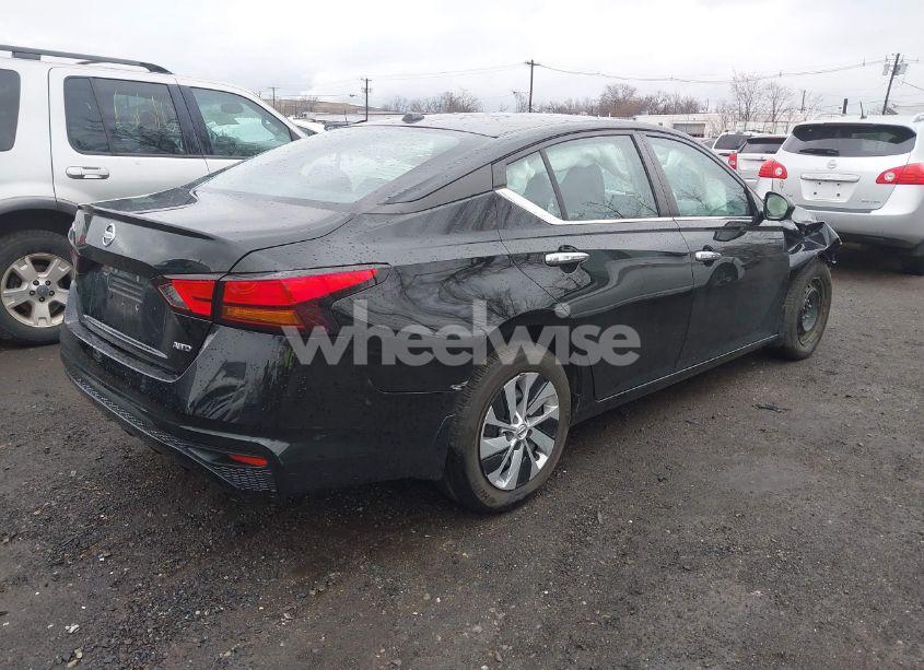 Photo 4 of 2020 Nissan Altima S INTELLIGENT AWD (VIN 1N4BL4BW1LC250977)