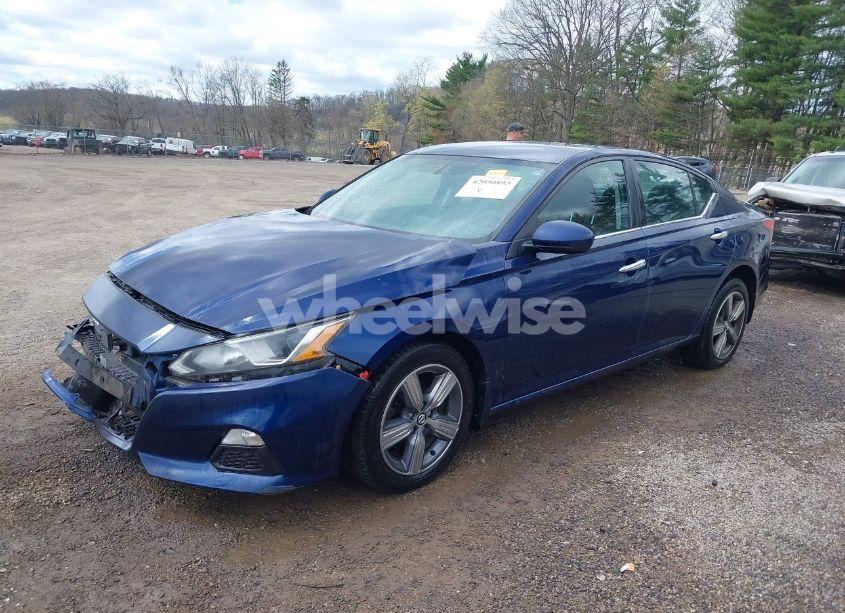 Photo 2 of 2020 Nissan Altima S INTELLIGENT AWD (VIN 1N4BL4BW1LN322894)