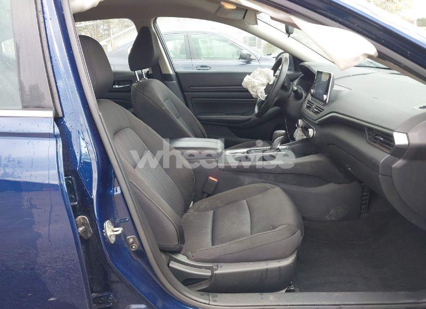 Photo 5 of 2020 Nissan Altima S INTELLIGENT AWD (VIN 1N4BL4BW1LN322894)