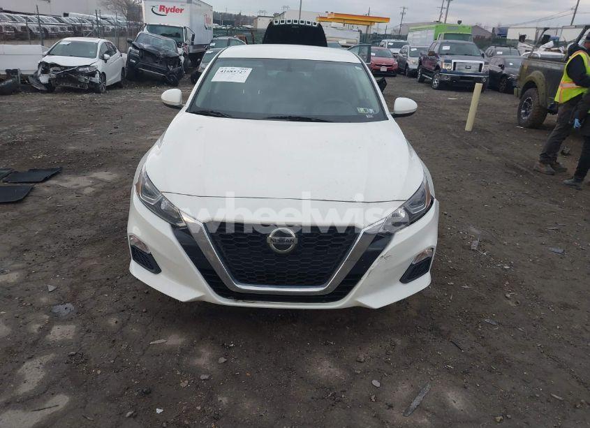 Photo 12 of 2019 Nissan Altima 2.5 S (VIN 1N4BL4BW2KC142303)