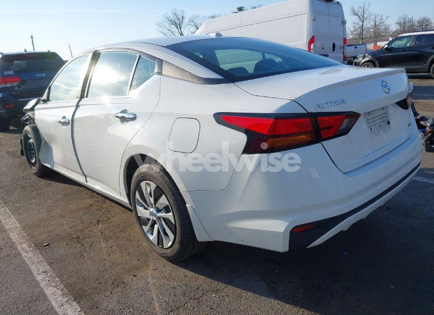 Photo 3 of 2019 Nissan Altima 2.5 S (VIN 1N4BL4BW2KN302765)