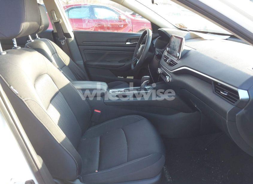 Photo 5 of 2019 Nissan Altima 2.5 S (VIN 1N4BL4BW2KN302765)