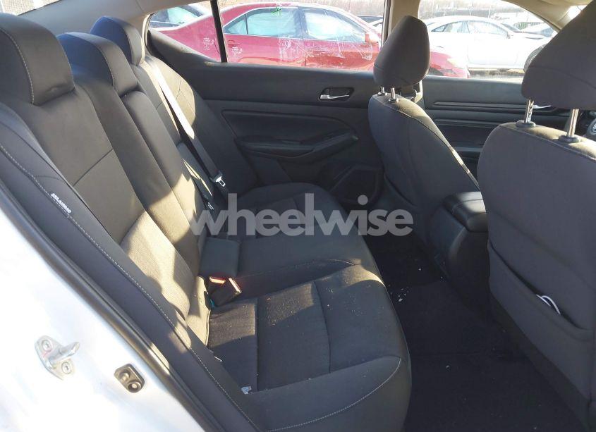 Photo 8 of 2019 Nissan Altima 2.5 S (VIN 1N4BL4BW2KN302765)