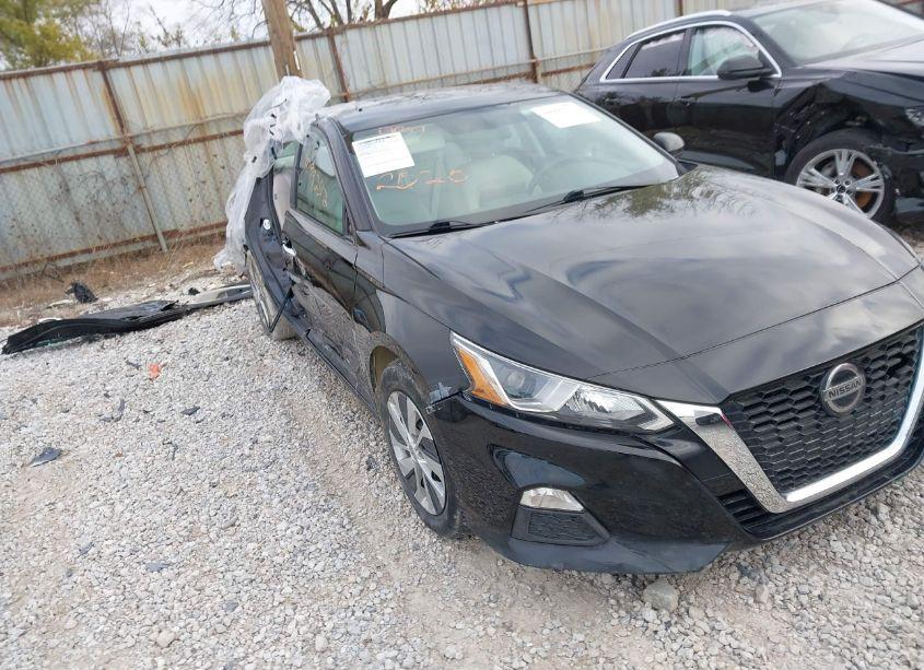 2020 Nissan Altima S INTELLIGENT AWD (VIN 1N4BL4BW4LN323876) main photo