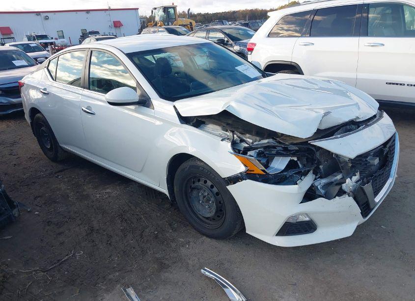 2019 Nissan Altima 2.5 S (VIN 1N4BL4BW5KC203014) main photo