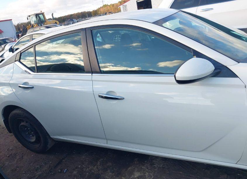 Photo 14 of 2019 Nissan Altima 2.5 S (VIN 1N4BL4BW5KC203014)