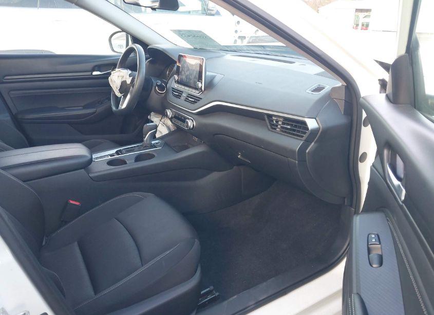 Photo 5 of 2019 Nissan Altima 2.5 S (VIN 1N4BL4BW5KC203014)