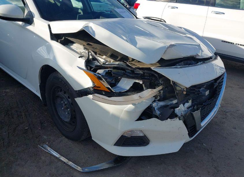 Photo 6 of 2019 Nissan Altima 2.5 S (VIN 1N4BL4BW5KC203014)