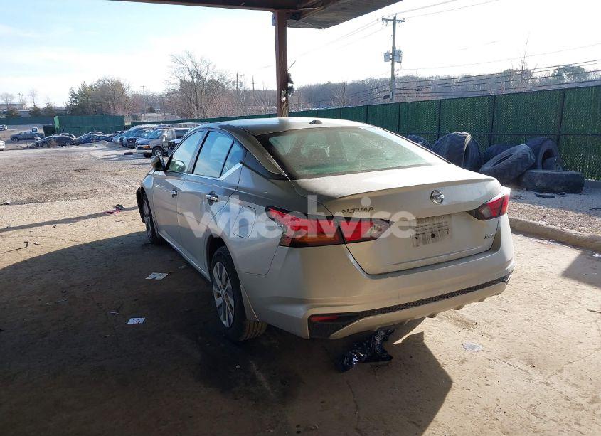 Photo 3 of 2019 Nissan Altima 2.5 S (VIN 1N4BL4BW5KC212554)