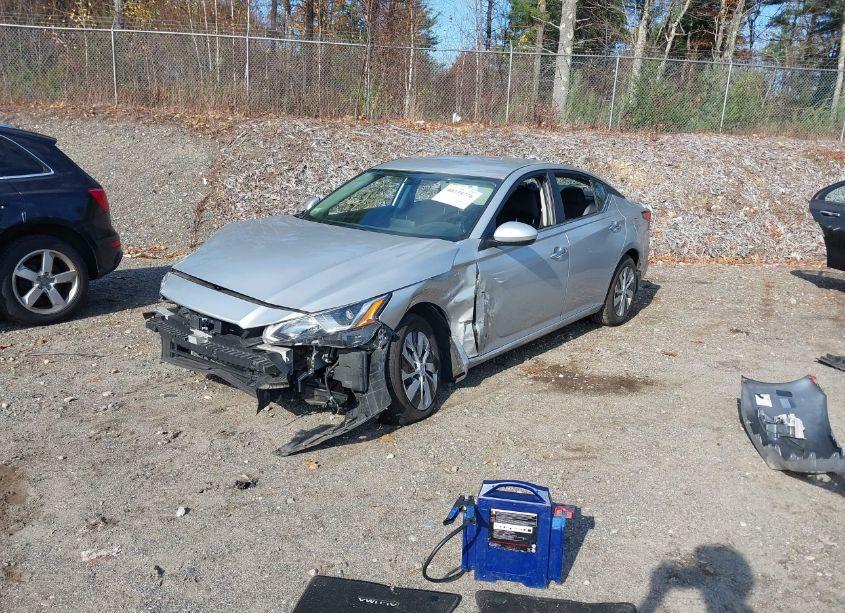 Photo 2 of 2020 Nissan Altima S INTELLIGENT AWD (VIN 1N4BL4BW5LC256328)