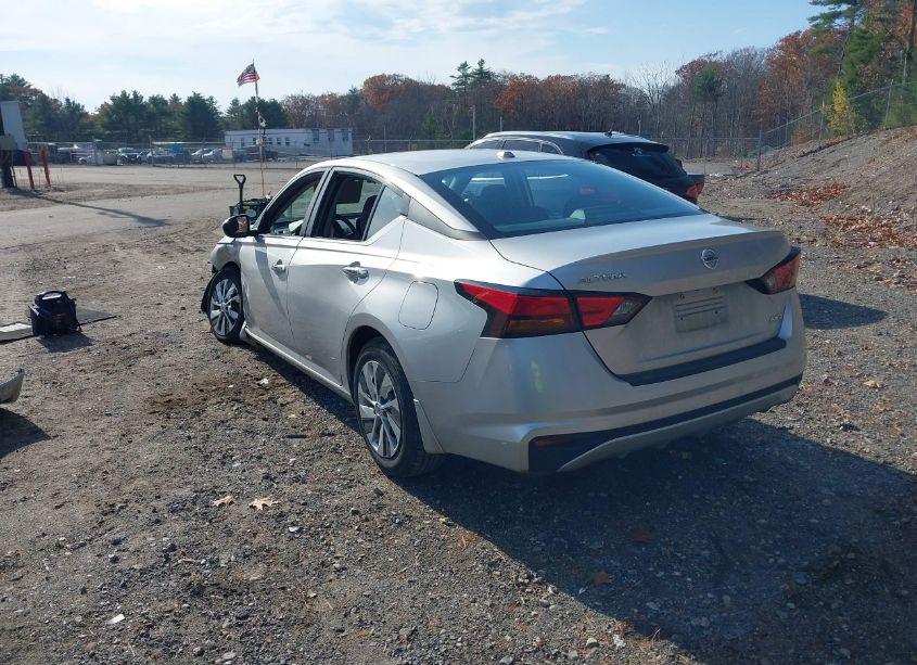 Photo 3 of 2020 Nissan Altima S INTELLIGENT AWD (VIN 1N4BL4BW5LC256328)