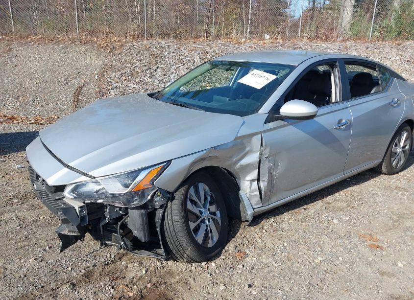 Photo 6 of 2020 Nissan Altima S INTELLIGENT AWD (VIN 1N4BL4BW5LC256328)