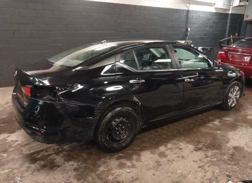 Photo 4 of 2020 Nissan Altima S INTELLIGENT AWD (VIN 1N4BL4BW5LN308450)