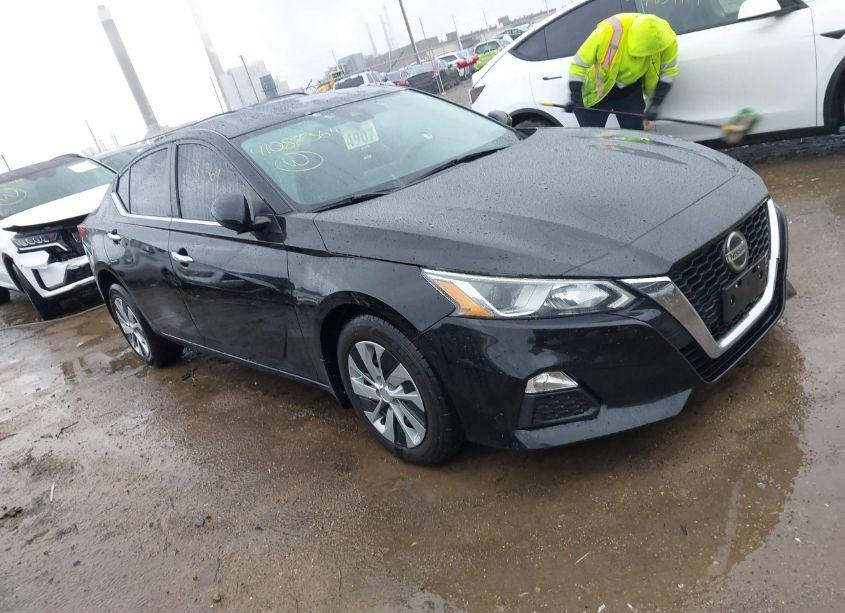 2020 Nissan Altima S INTELLIGENT AWD (VIN 1N4BL4BW6LC147201) main photo