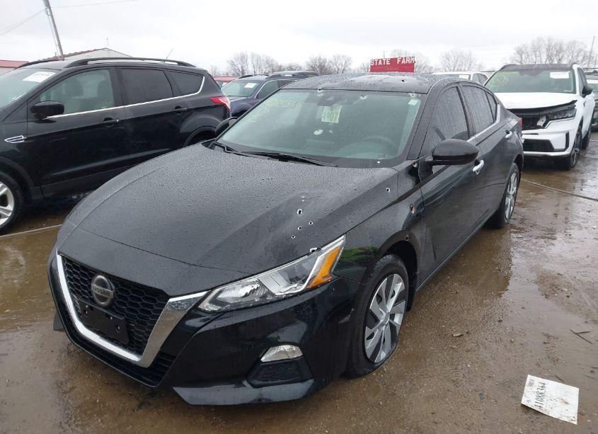 Photo 2 of 2020 Nissan Altima S INTELLIGENT AWD (VIN 1N4BL4BW6LC147201)