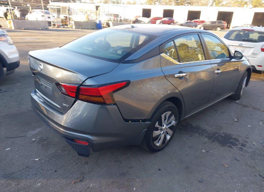 Photo 4 of 2020 Nissan Altima S INTELLIGENT AWD (VIN 1N4BL4BW6LC246908)