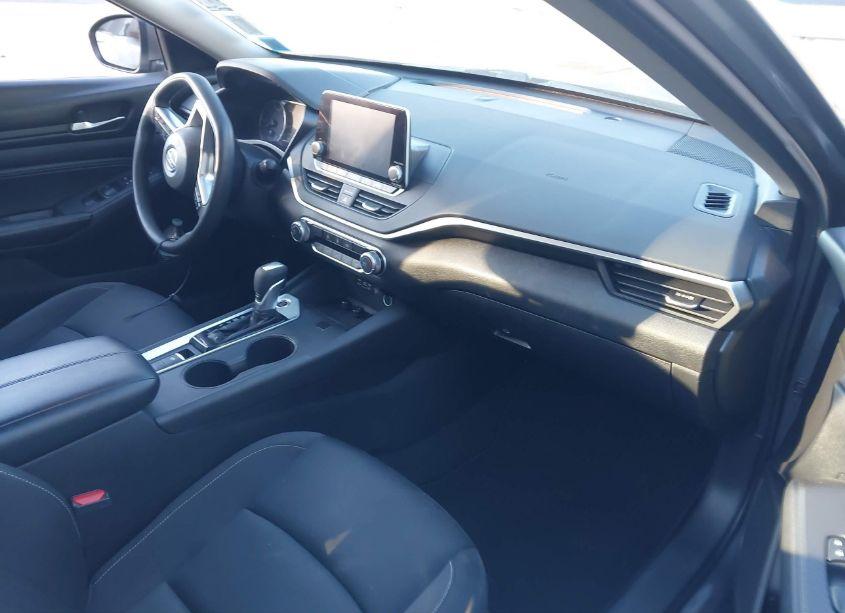 Photo 5 of 2020 Nissan Altima S INTELLIGENT AWD (VIN 1N4BL4BW6LC246908)