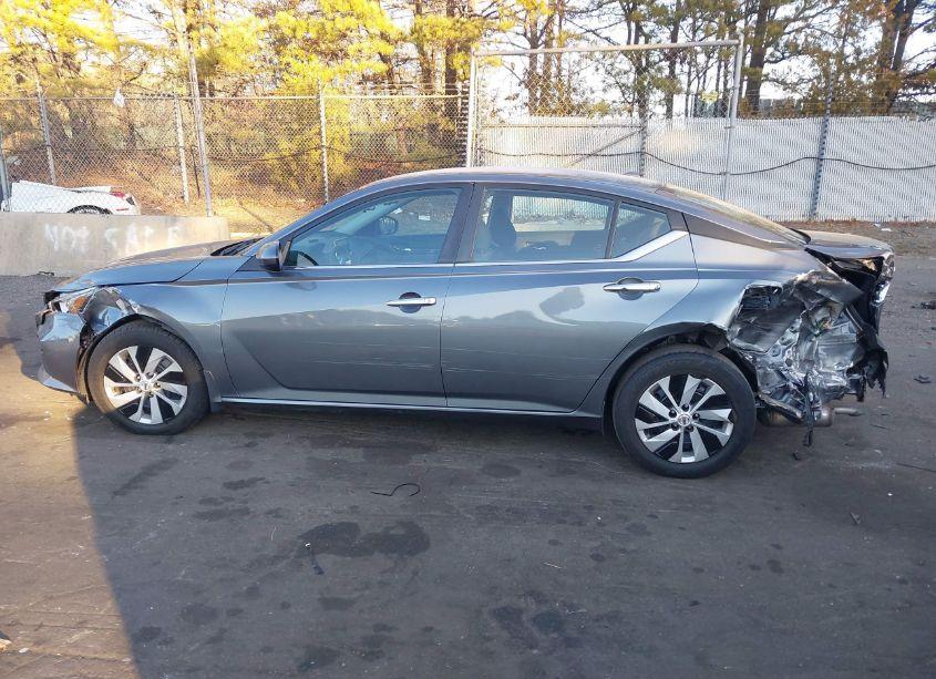 Photo 6 of 2020 Nissan Altima S INTELLIGENT AWD (VIN 1N4BL4BW6LC246908)