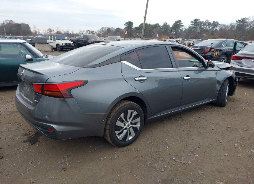 Photo 4 of 2020 Nissan Altima S INTELLIGENT AWD (VIN 1N4BL4BW8LC113308)