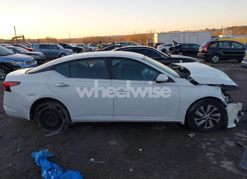 Photo 14 of 2019 Nissan Altima 2.5 S (VIN 1N4BL4BW9KC156344)