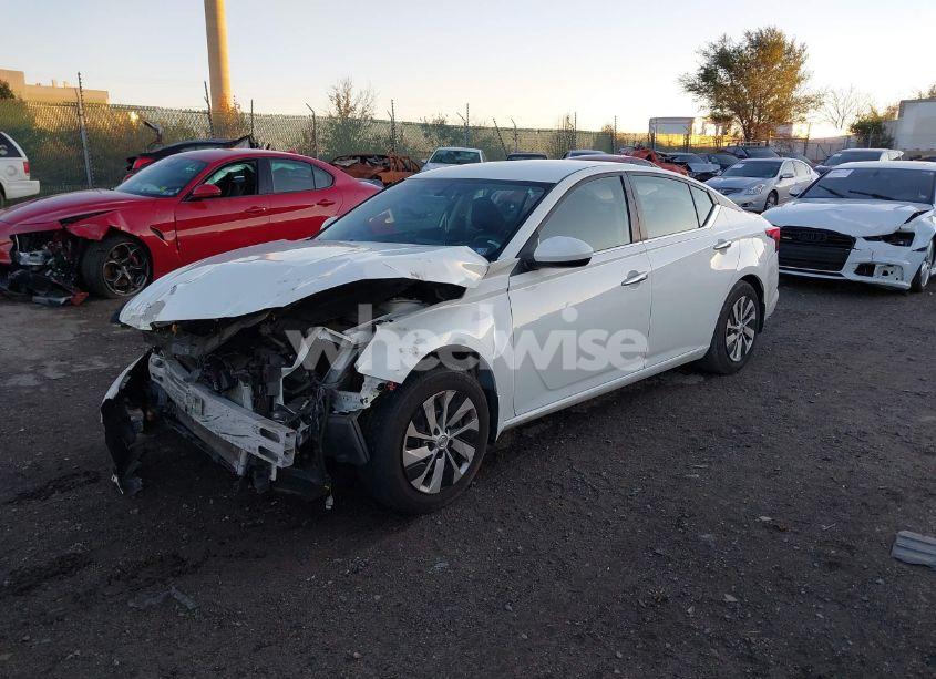 Photo 2 of 2019 Nissan Altima 2.5 S (VIN 1N4BL4BW9KC156344)