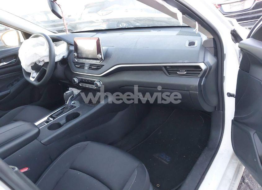 Photo 5 of 2019 Nissan Altima 2.5 S (VIN 1N4BL4BW9KC156344)