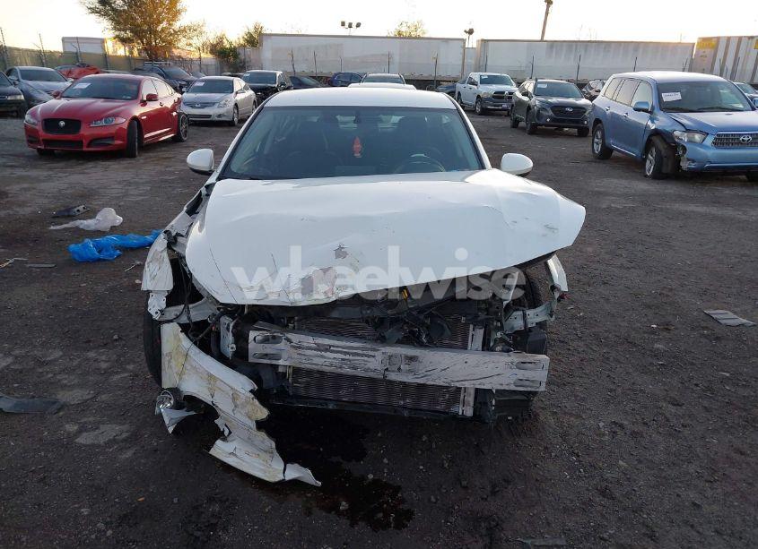 Photo 6 of 2019 Nissan Altima 2.5 S (VIN 1N4BL4BW9KC156344)