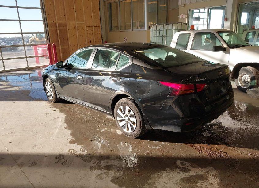 Photo 3 of 2019 Nissan Altima 2.5 S (VIN 1N4BL4BW9KC163570)