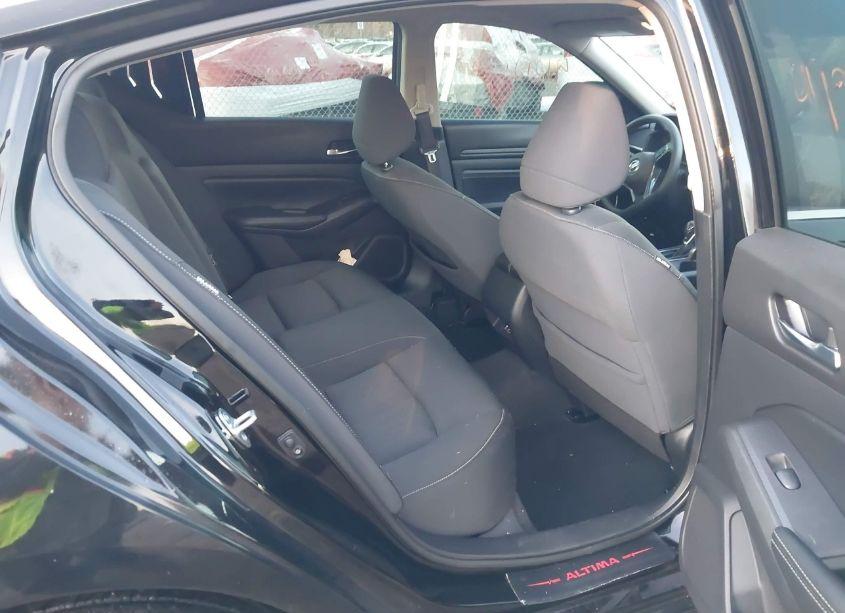 Photo 8 of 2019 Nissan Altima 2.5 S (VIN 1N4BL4BW9KC190218)