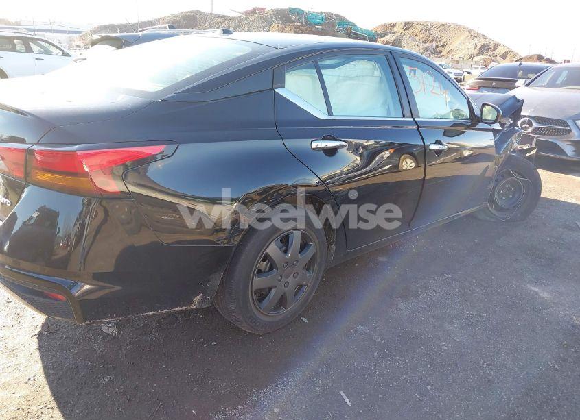 Photo 4 of 2020 Nissan Altima S INTELLIGENT AWD (VIN 1N4BL4BW9LC235532)