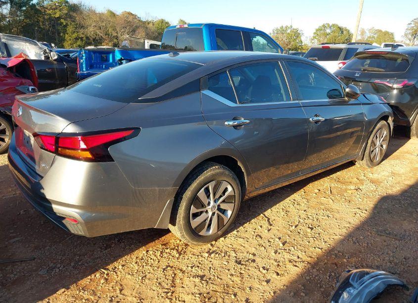 Photo 4 of 2020 Nissan Altima S INTELLIGENT AWD (VIN 1N4BL4BW9LC273018)
