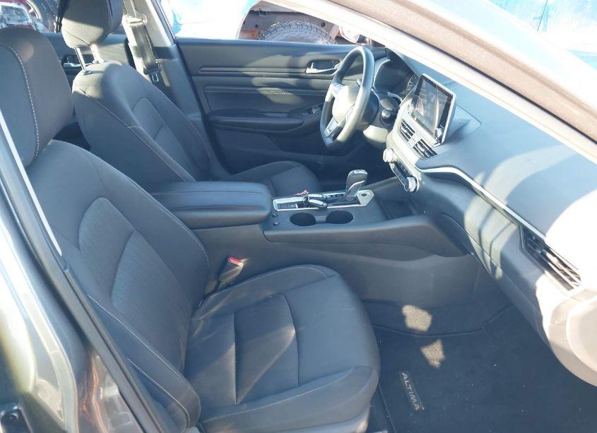 Photo 5 of 2020 Nissan Altima S INTELLIGENT AWD (VIN 1N4BL4BW9LC273018)