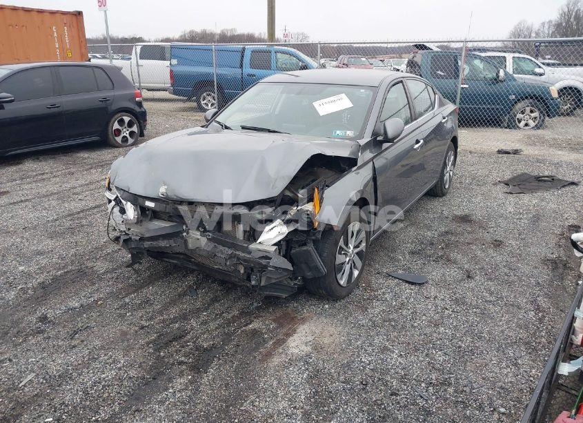 Photo 2 of 2020 Nissan Altima S INTELLIGENT AWD (VIN 1N4BL4BW9LN313487)