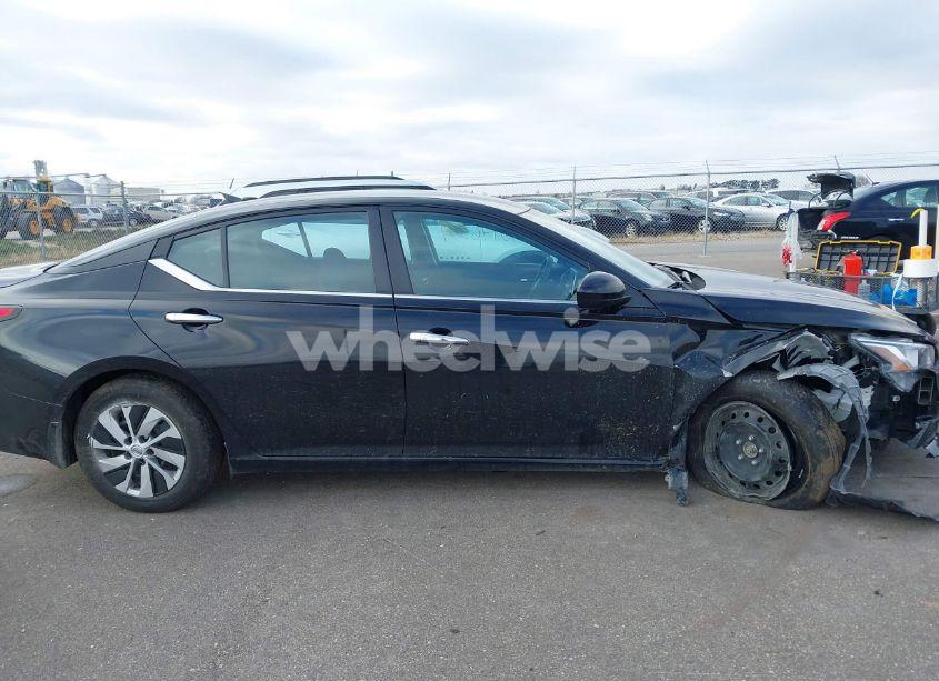 Photo 13 of 2020 Nissan Altima S INTELLIGENT AWD (VIN 1N4BL4BWXLC234065)
