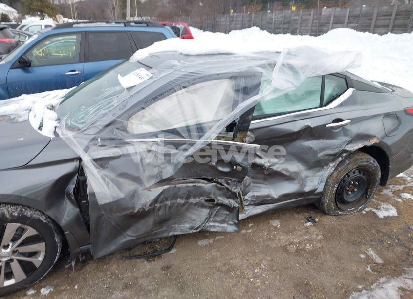 Photo 6 of 2020 Nissan Altima S INTELLIGENT AWD (VIN 1N4BL4BWXLN313482)