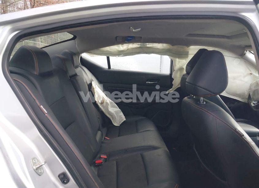 Photo 8 of 2019 Nissan Altima 2.5 SR (VIN 1N4BL4CV0KC120418)