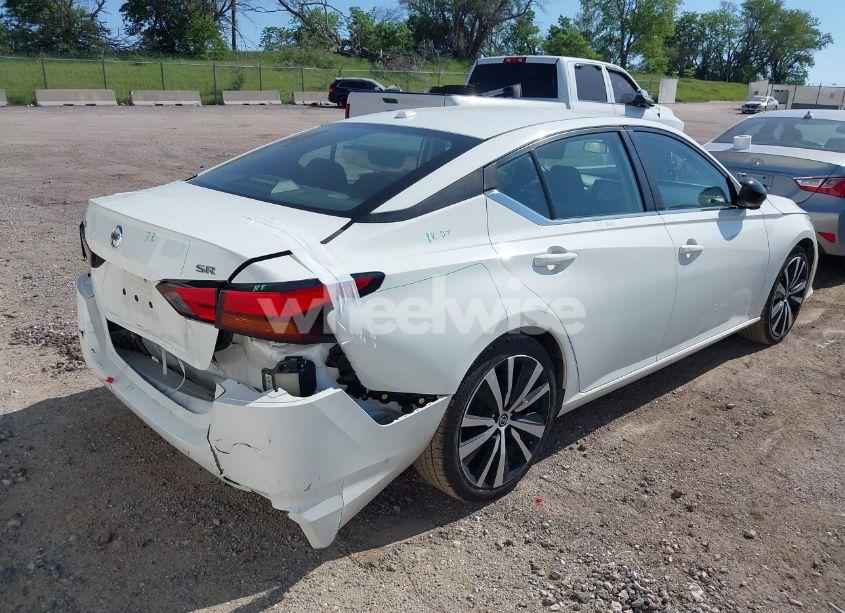 Photo 4 of 2019 Nissan Altima 2.5 SR (VIN 1N4BL4CV0KC173345)