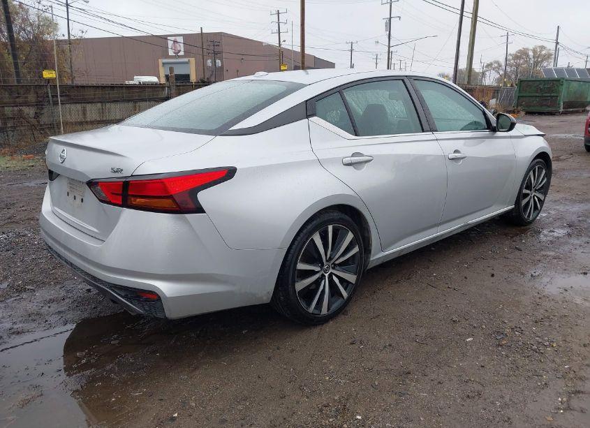 Photo 4 of 2019 Nissan Altima 2.5 SR (VIN 1N4BL4CV0KC195264)