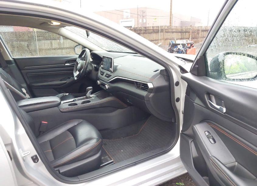 Photo 5 of 2019 Nissan Altima 2.5 SR (VIN 1N4BL4CV0KC195264)