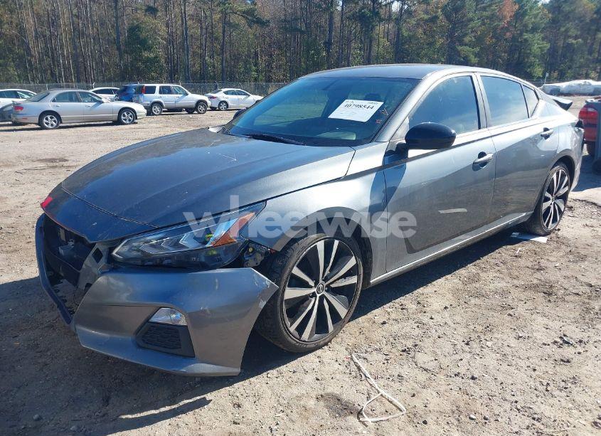 Photo 2 of 2019 Nissan Altima 2.5 SR (VIN 1N4BL4CV0KC195622)