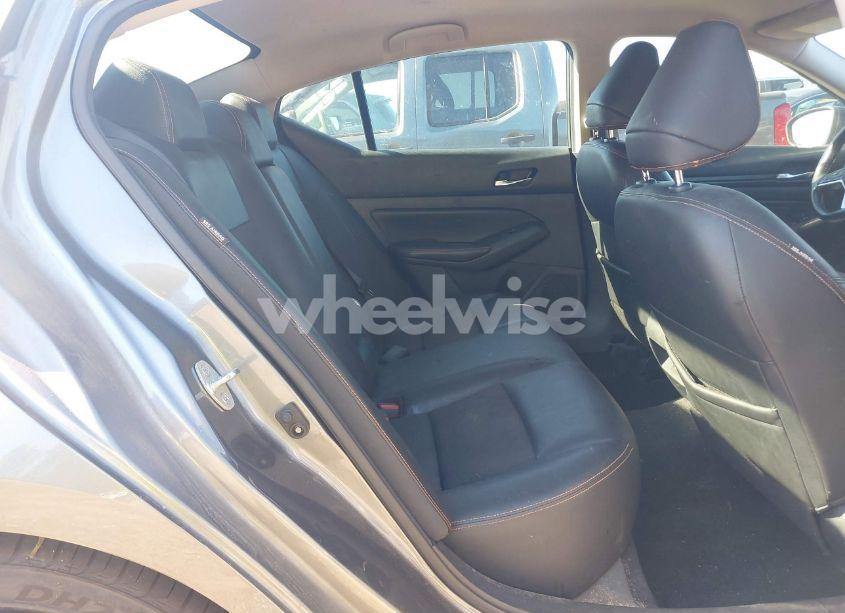 Photo 8 of 2019 Nissan Altima 2.5 SR (VIN 1N4BL4CV0KC195622)