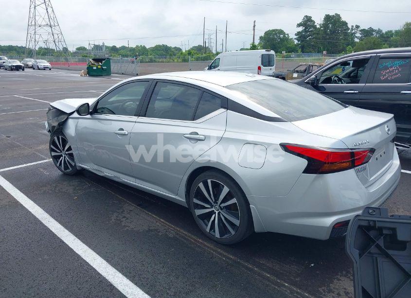 Photo 3 of 2019 Nissan Altima 2.5 SR (VIN 1N4BL4CV0KC210037)