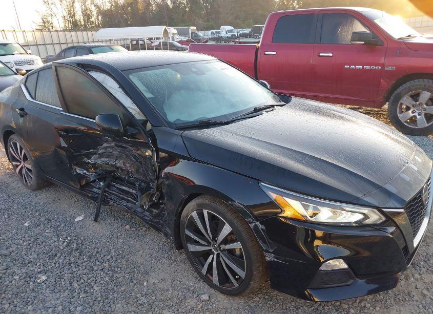 Photo 6 of 2020 Nissan Altima SR FWD (VIN 1N4BL4CV0LC142081)